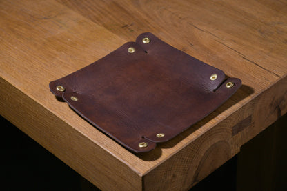 Folding Catchall with brass snaps, brown veg tan leather, hand made (unfolded/flat, angle shot)