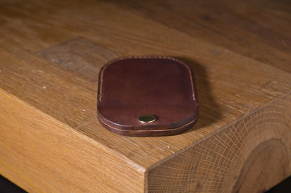Minimal single pocket card wallet with brass snap closure and pop open mechanism, brown veg tan leather, hand made (45 empty)